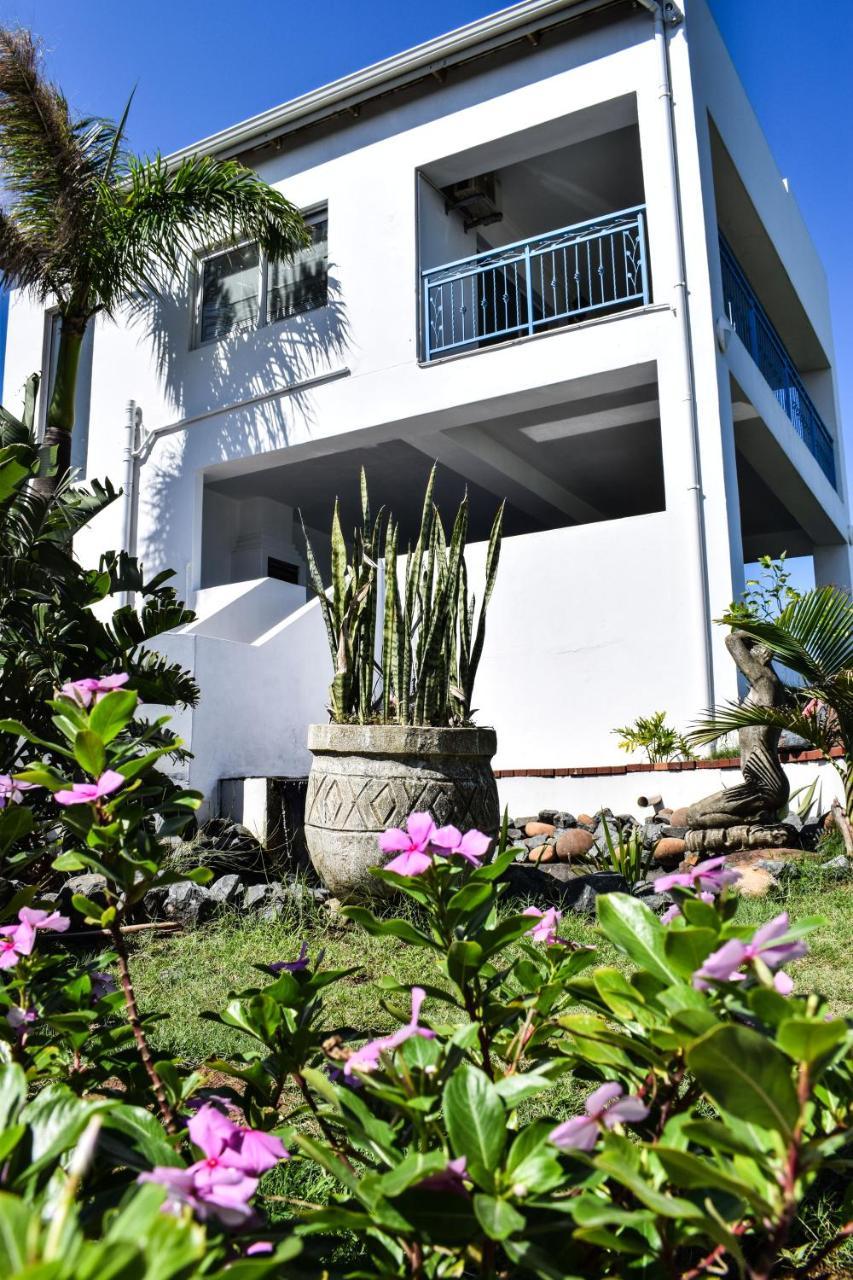 Santorini Guesthouse Amanzimtoti Εξωτερικό φωτογραφία