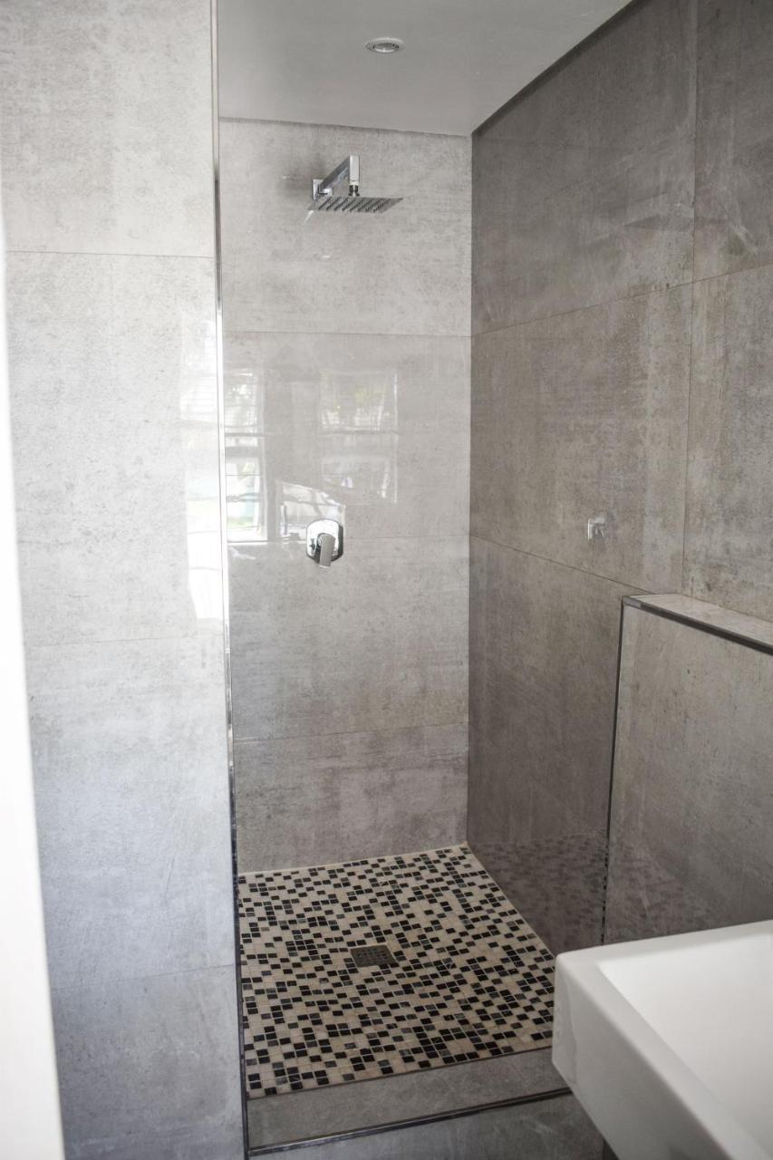 Santorini Guesthouse Amanzimtoti Εξωτερικό φωτογραφία