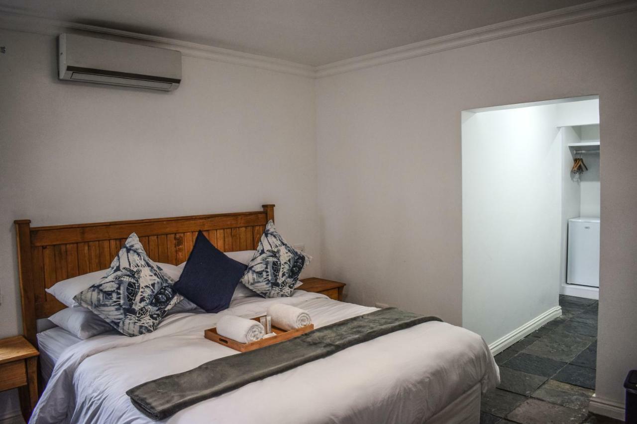 Santorini Guesthouse Amanzimtoti Εξωτερικό φωτογραφία